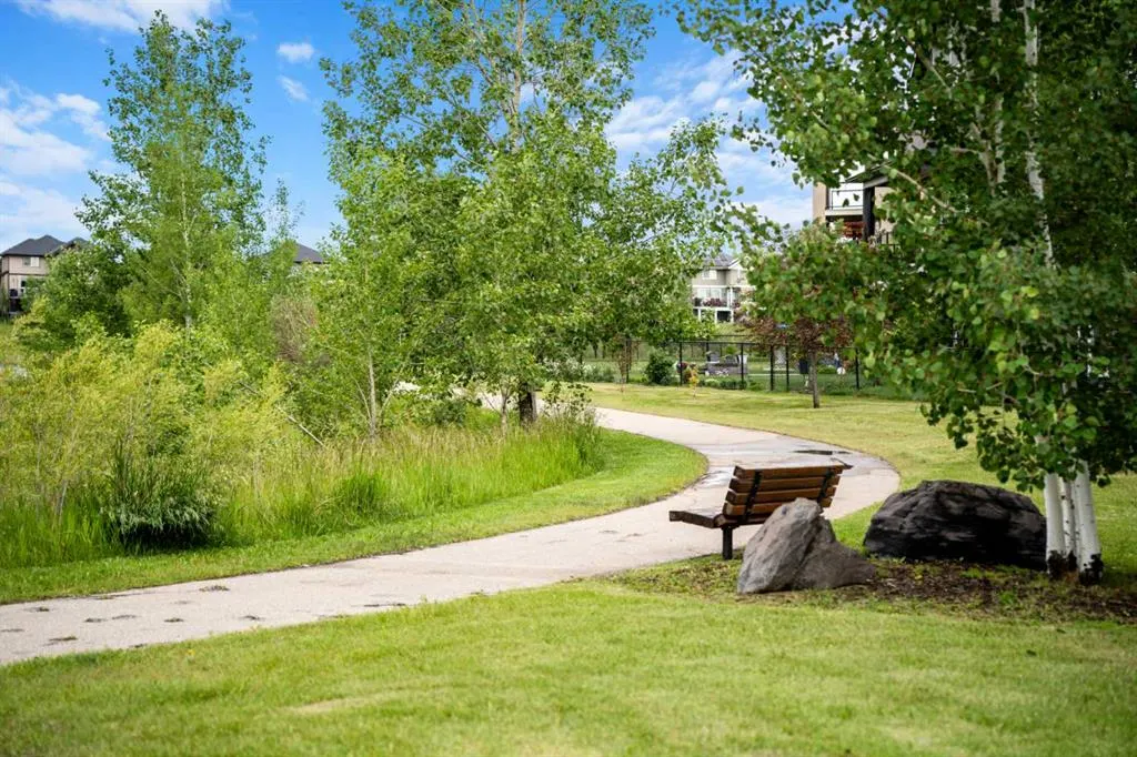148 Kinniburgh Loop