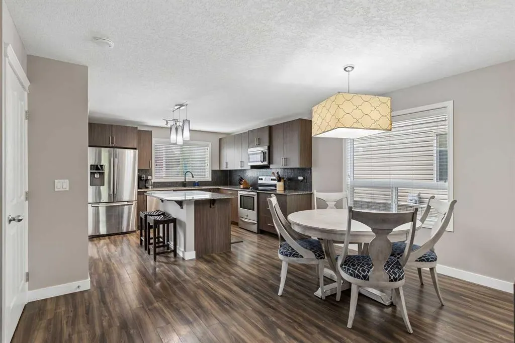 33 Legacy Gate SE