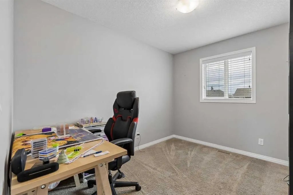 33 Legacy Gate SE