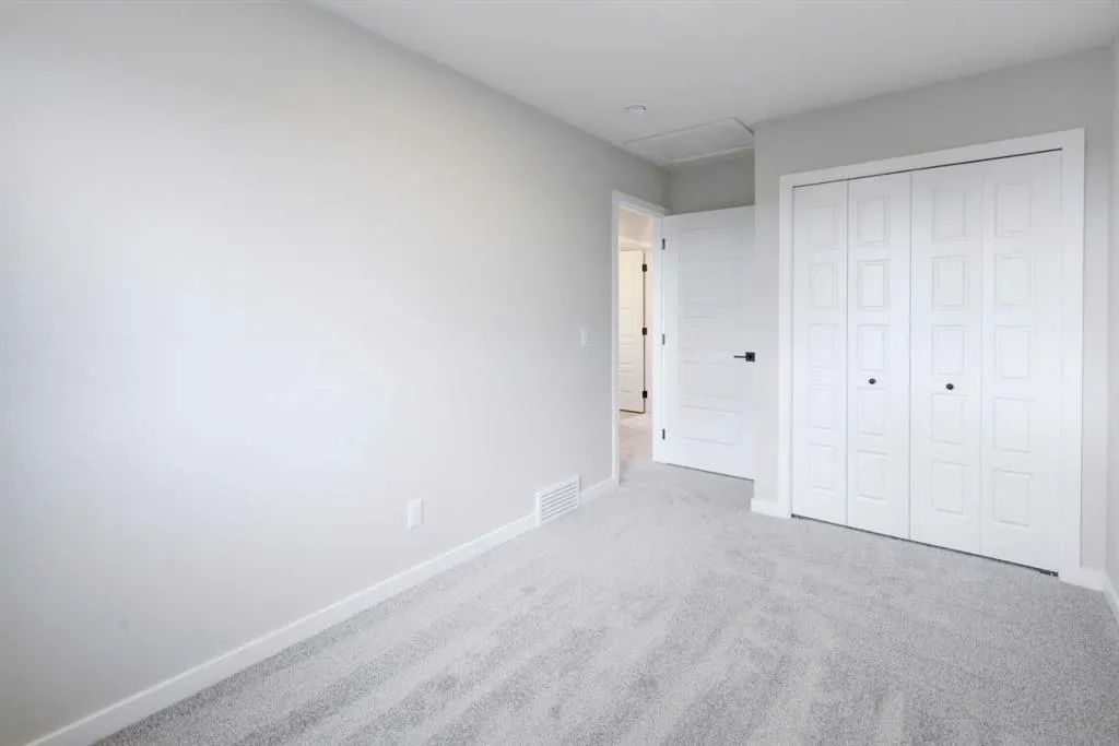 2002 Cobblebrook Crescent SW