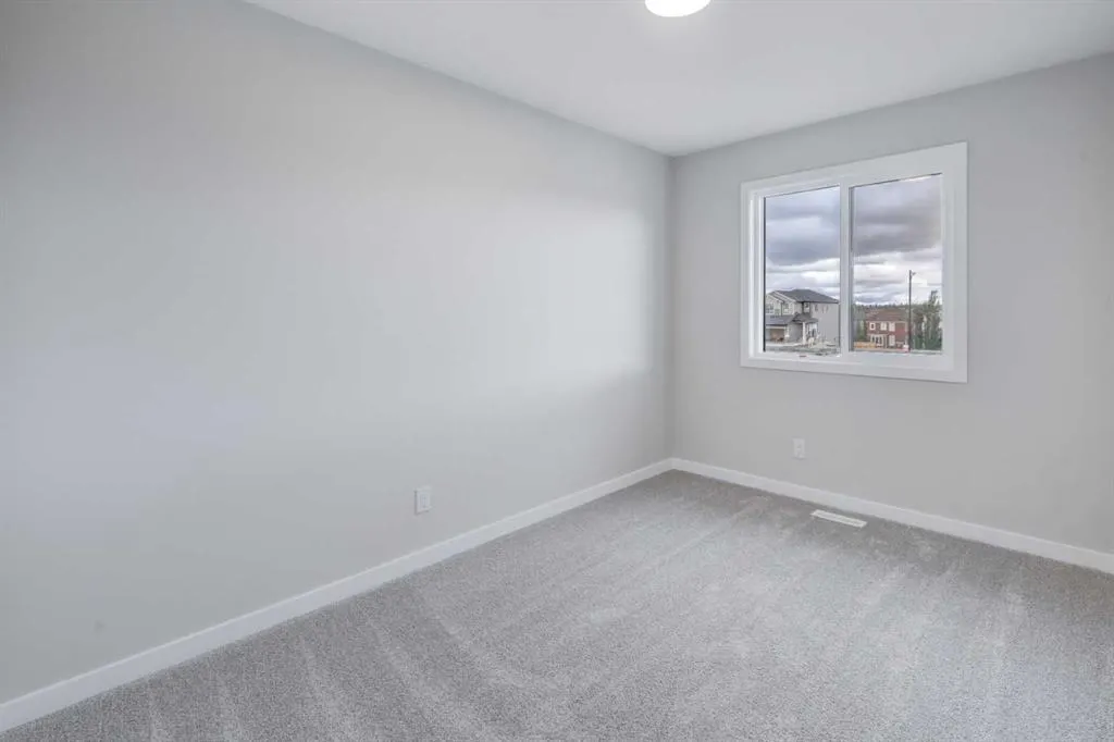 2002 Cobblebrook Crescent SW