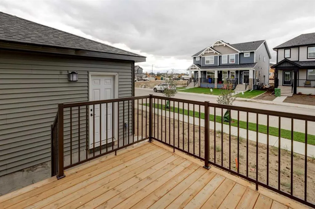 2002 Cobblebrook Crescent SW