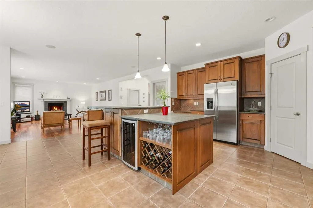 222 Chapala Point SE