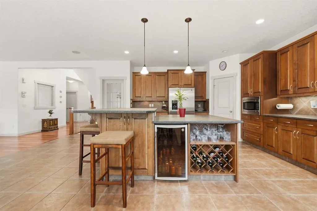 222 Chapala Point SE