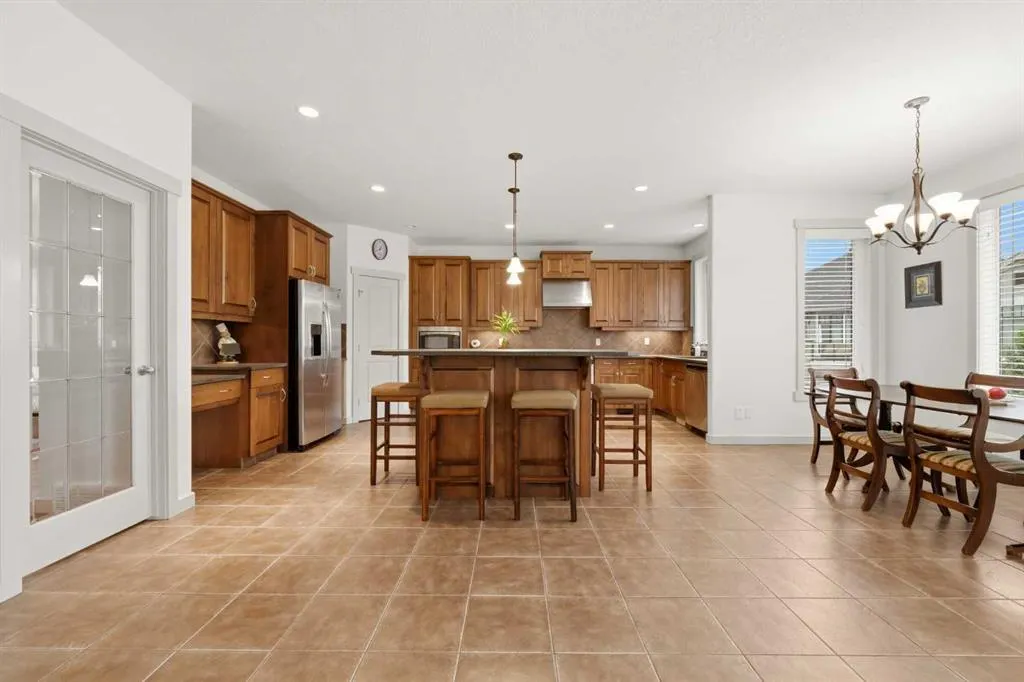 222 Chapala Point SE