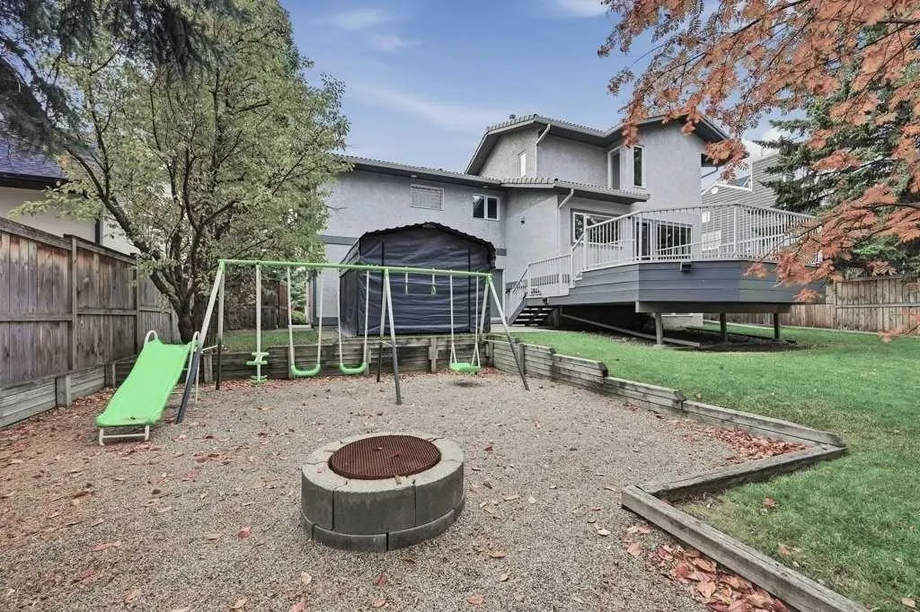 1216 Varsity Estates Drive NW
