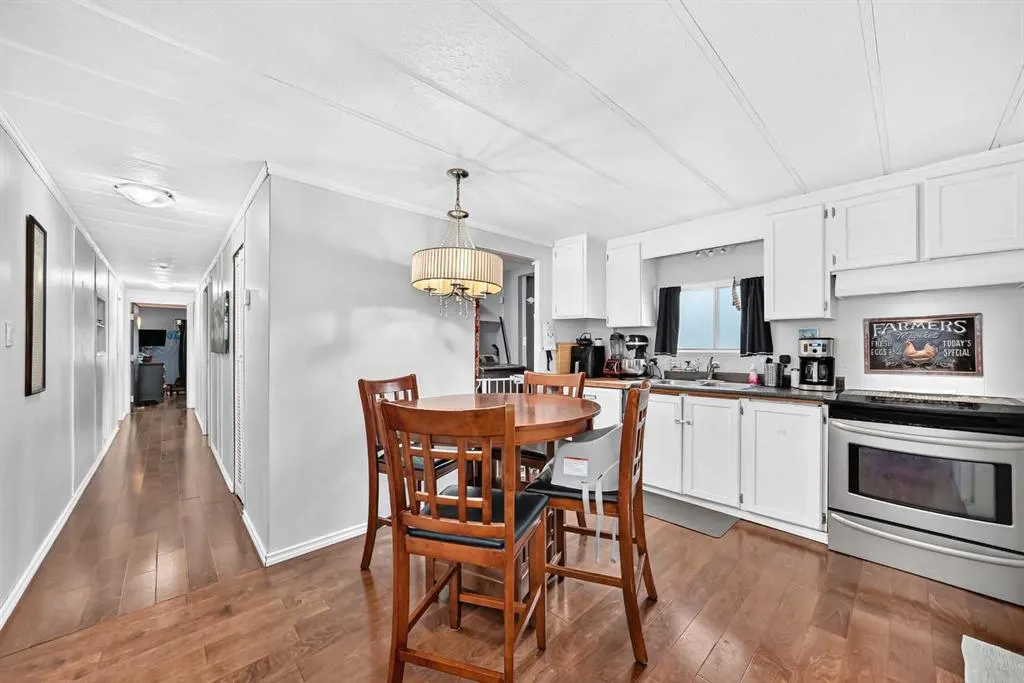 6724 17 Avenue SE #125