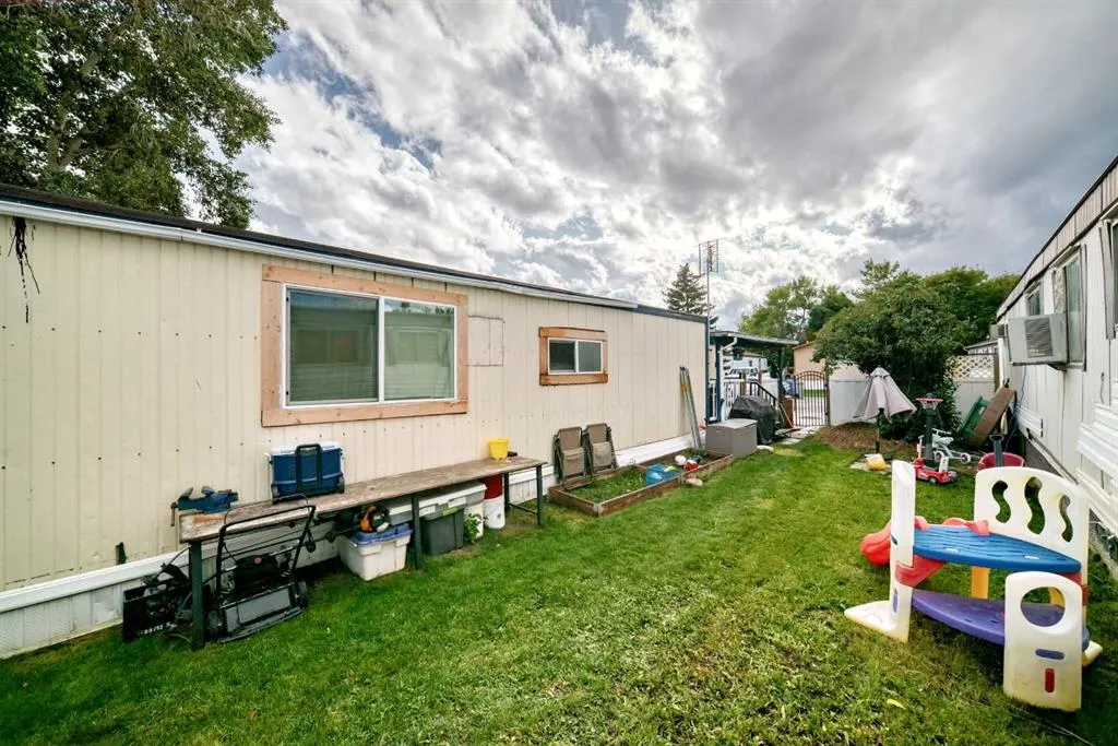 6724 17 Avenue SE #125