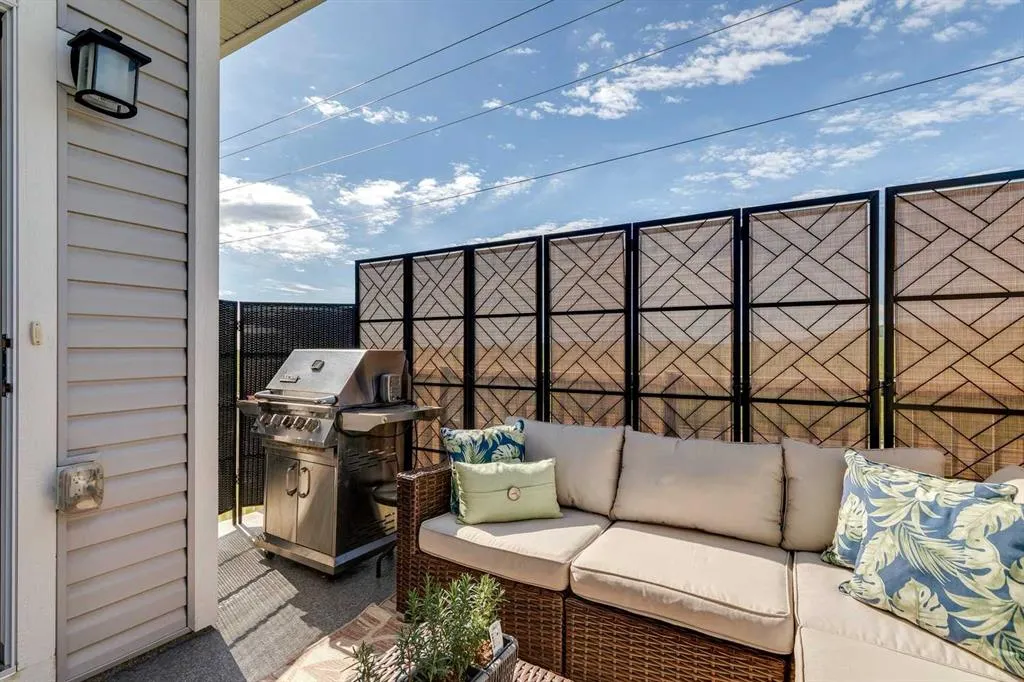 20 Silverado Crest Park SW #232