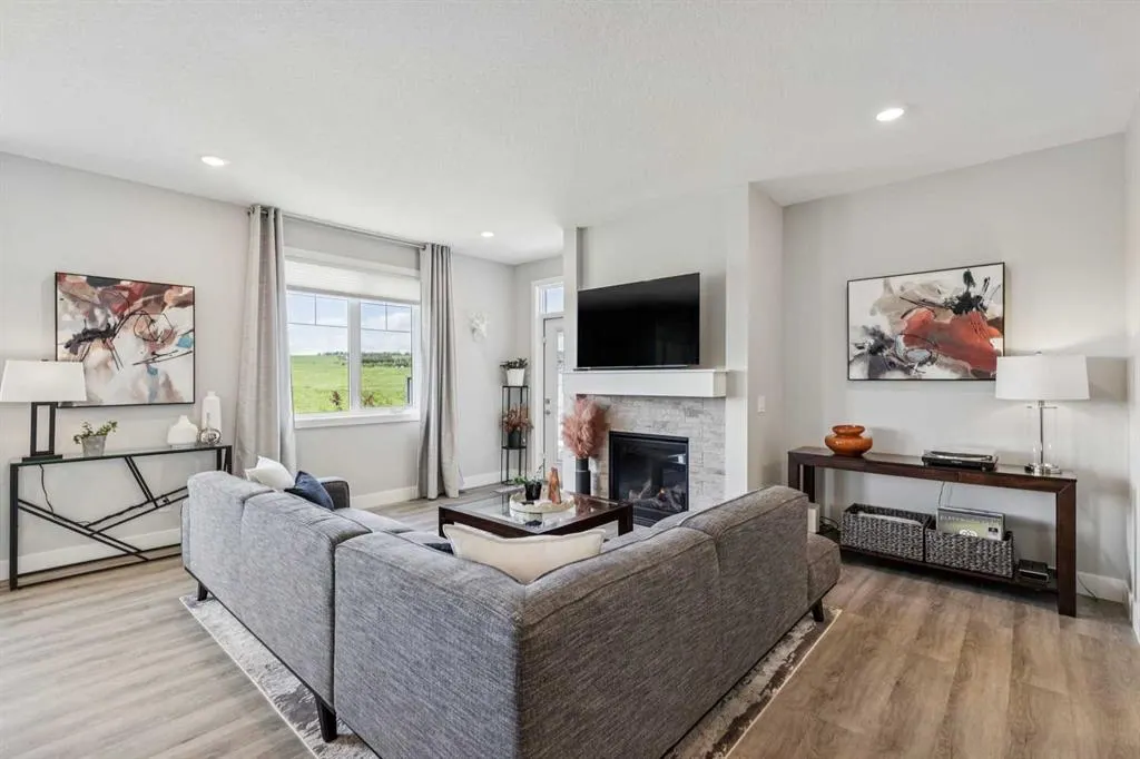 20 Silverado Crest Park SW #232