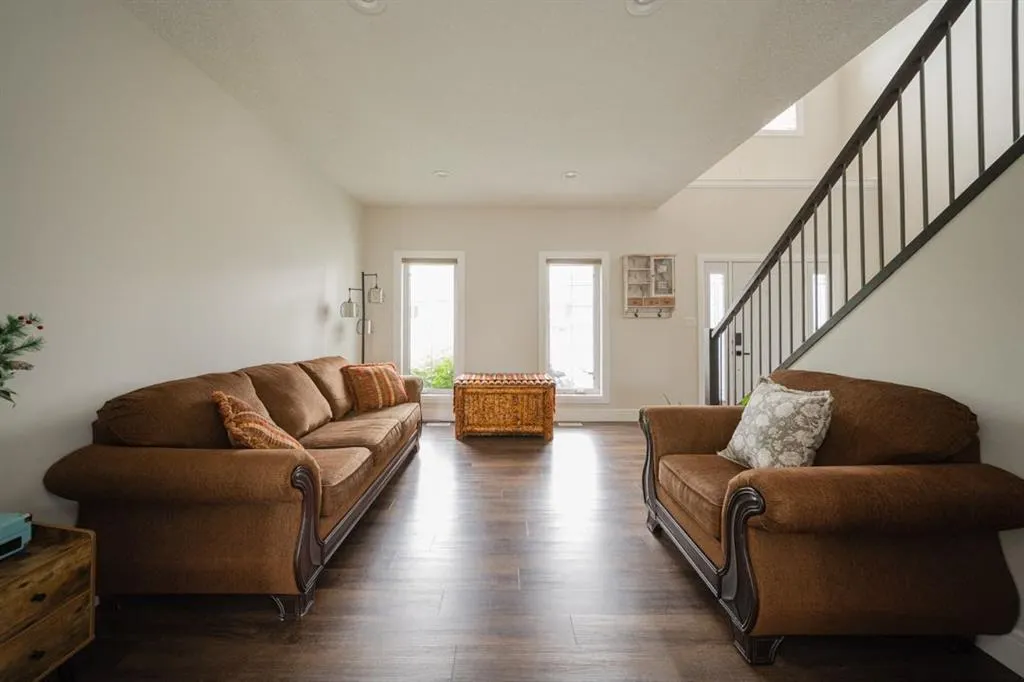 141 Beaverglen Close