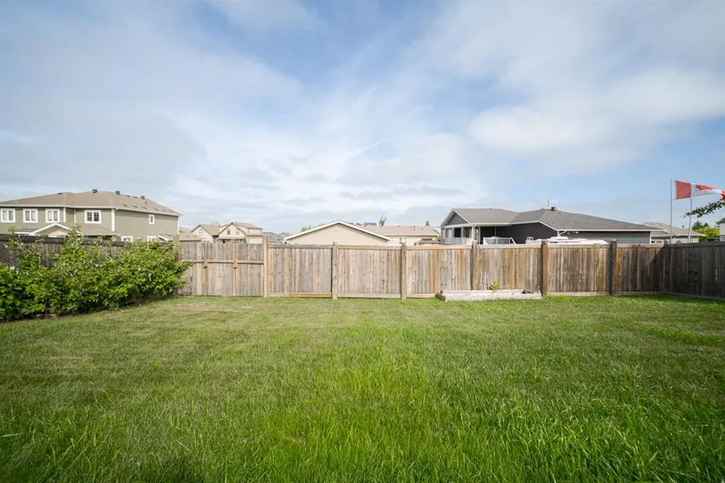 141 Beaverglen Close