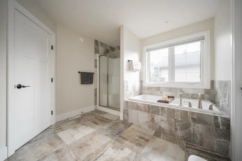 141 Beaverglen Close