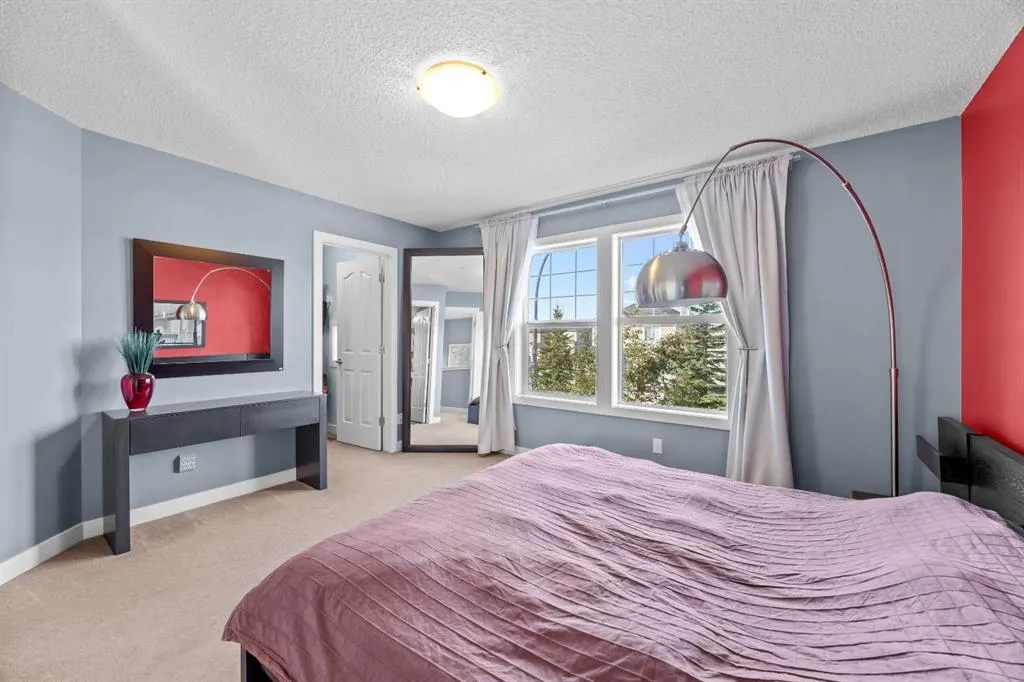 58 Bridlecrest Manor SW