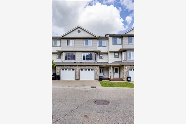 400 Williams Drive #14