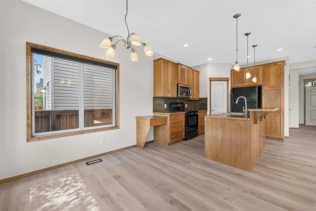 249 Elgin Manor SE