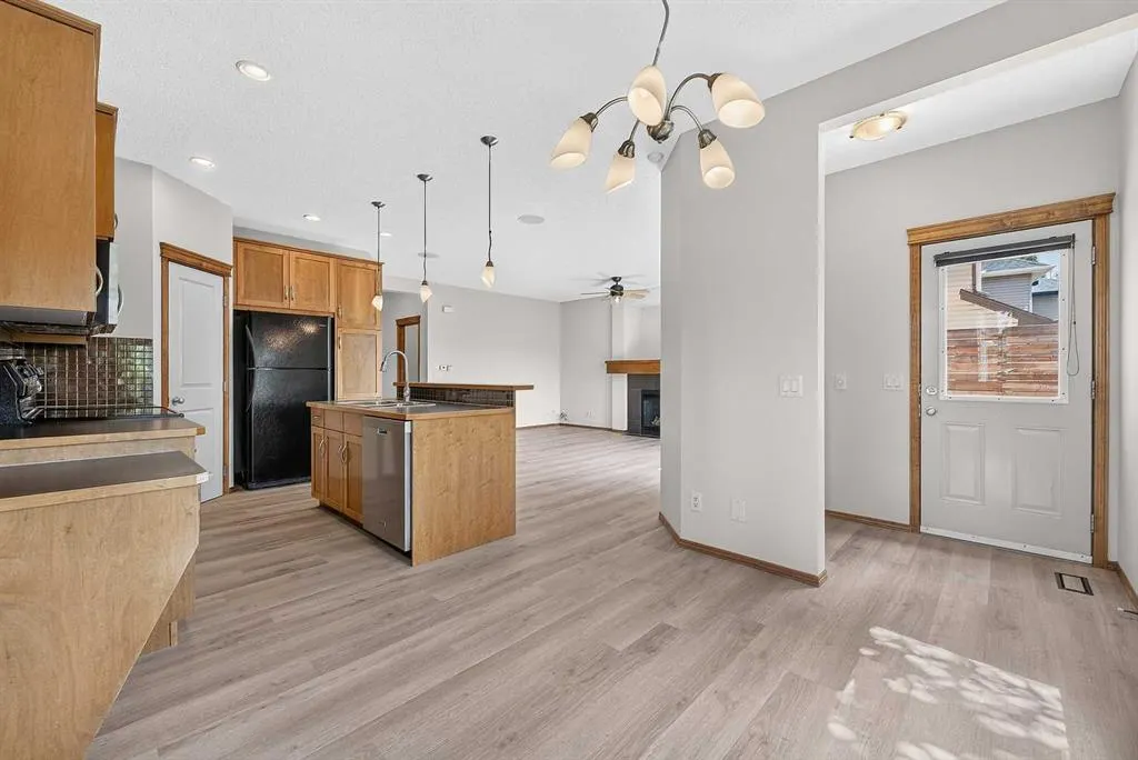 249 Elgin Manor SE