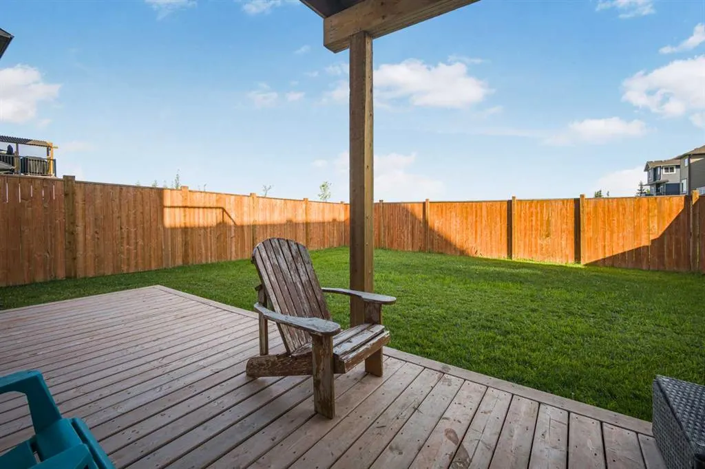 816 Lakewood Circle