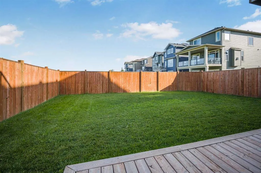 816 Lakewood Circle