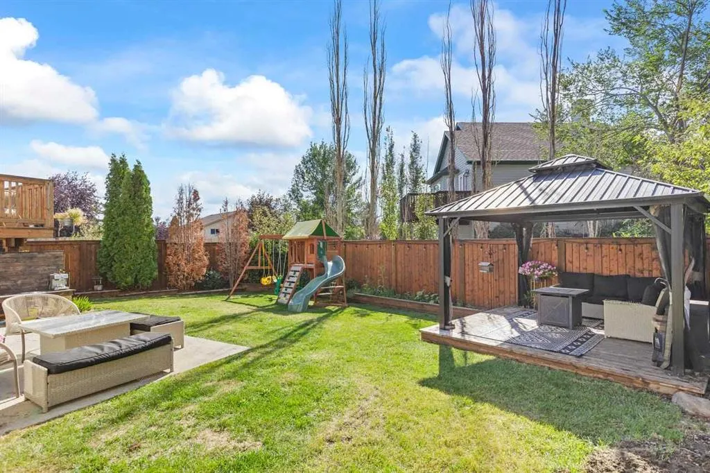 6 Strathford Place
