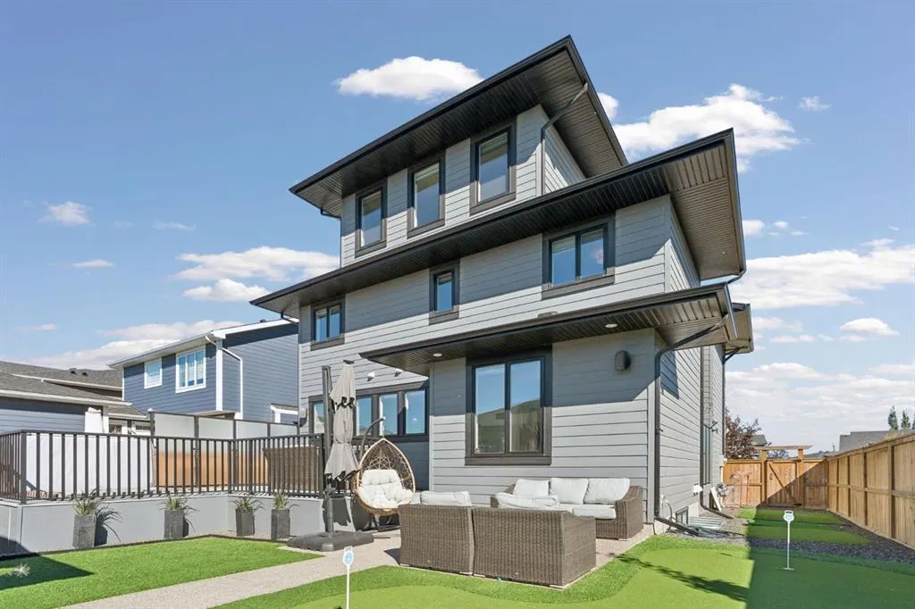 142 Brome Bend
