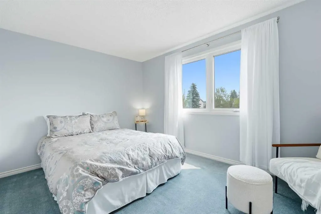 224 Erin Dale Place SE