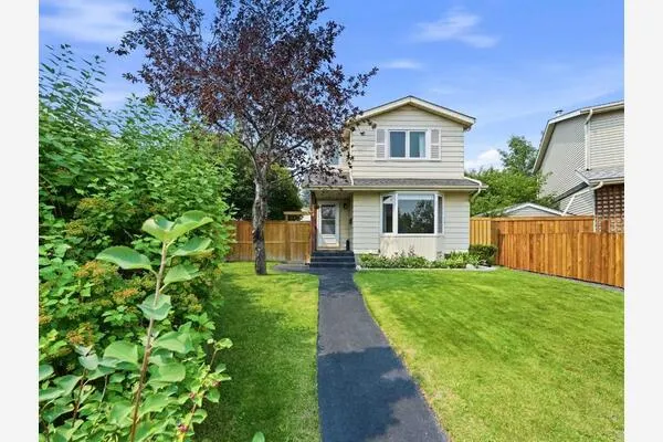 224 Erin Dale Place SE