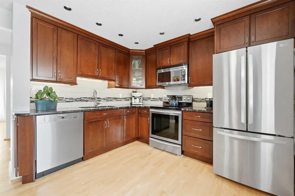 224 Erin Dale Place SE