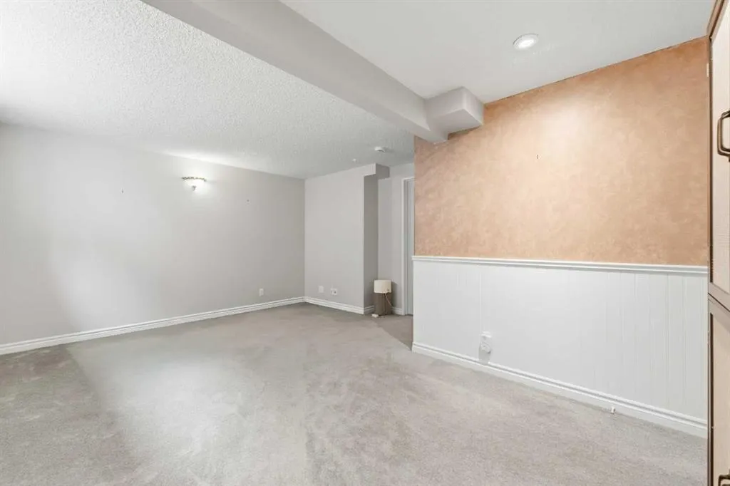 224 Erin Dale Place SE