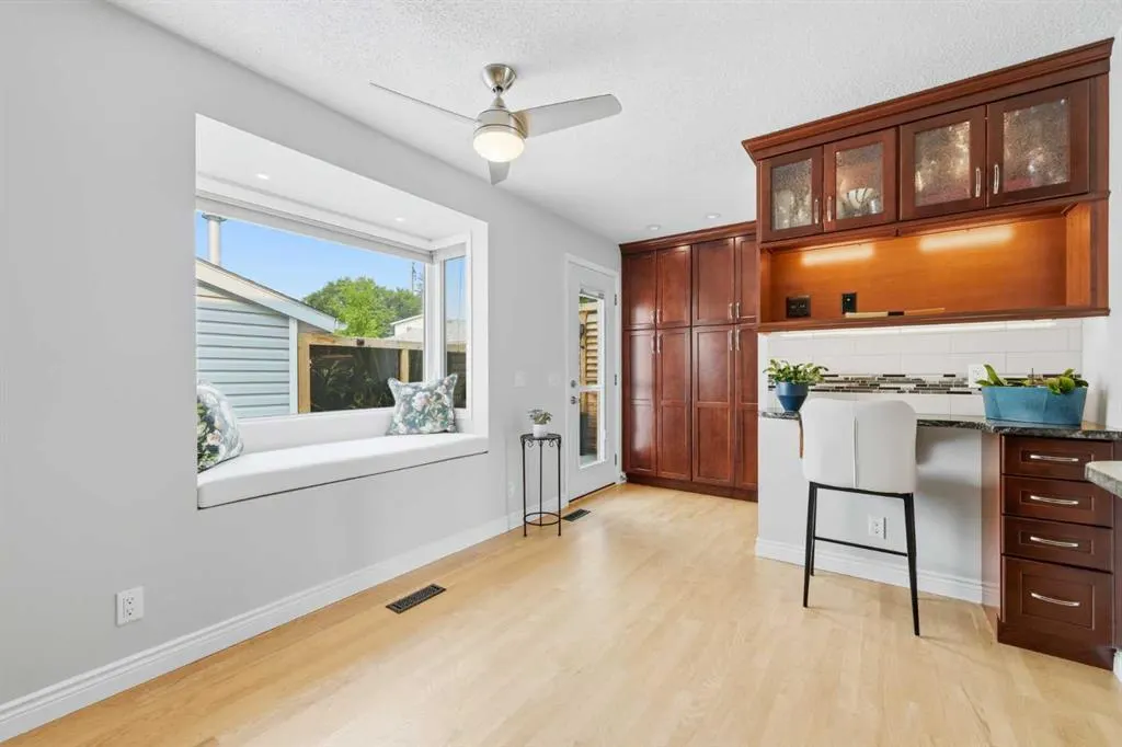 224 Erin Dale Place SE