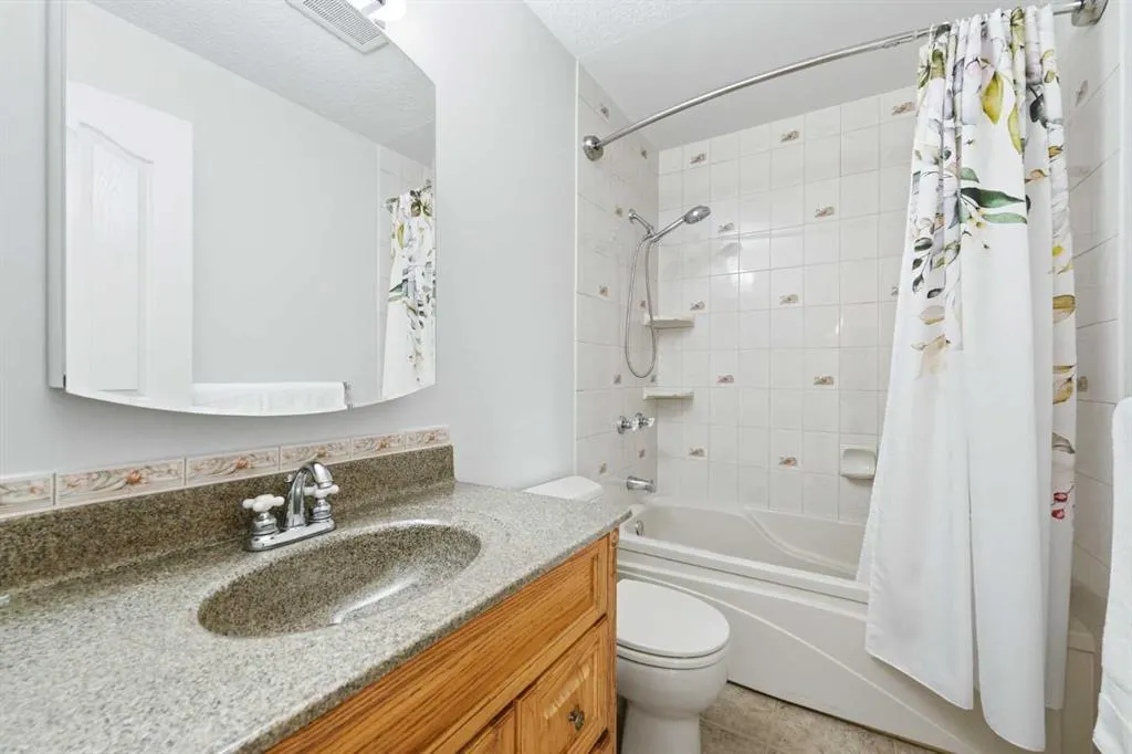 224 Erin Dale Place SE