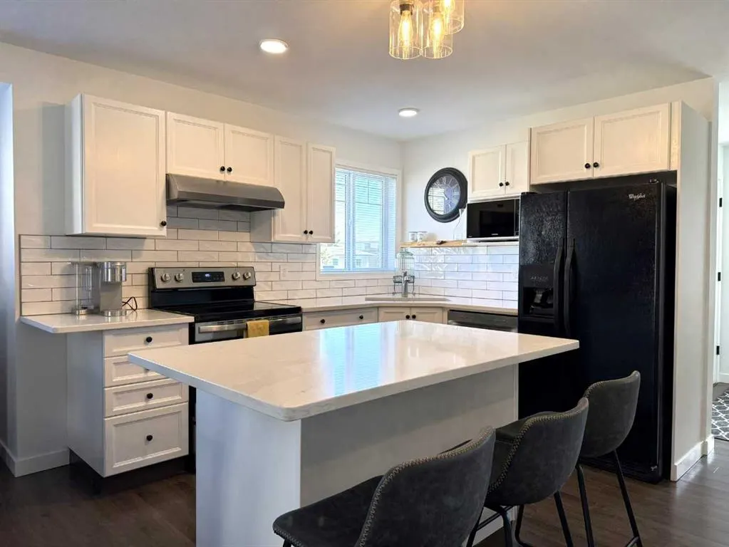5220 50A Avenue #306
