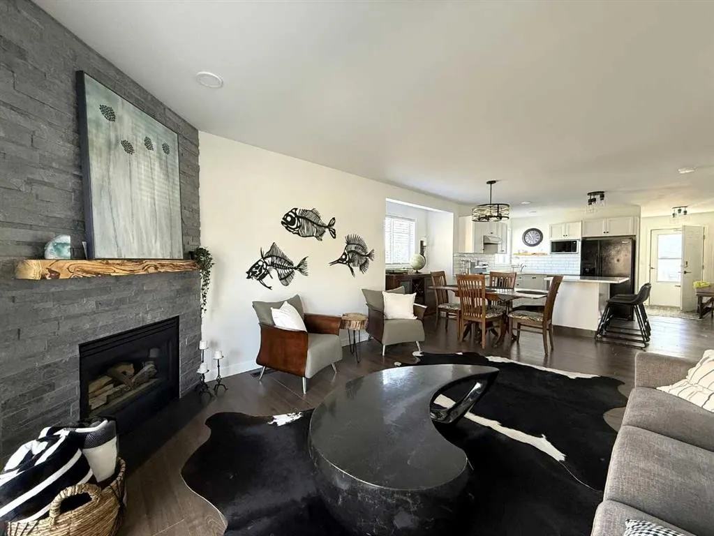 5220 50A Avenue #306