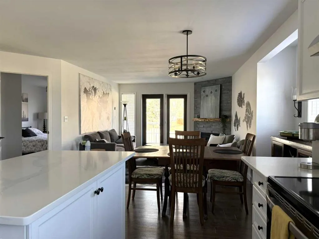 5220 50A Avenue #306