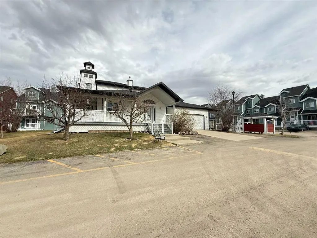 5220 50A Avenue #306
