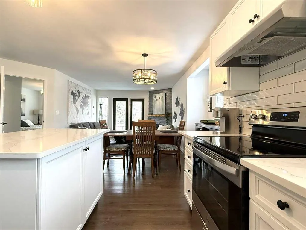 5220 50A Avenue #306
