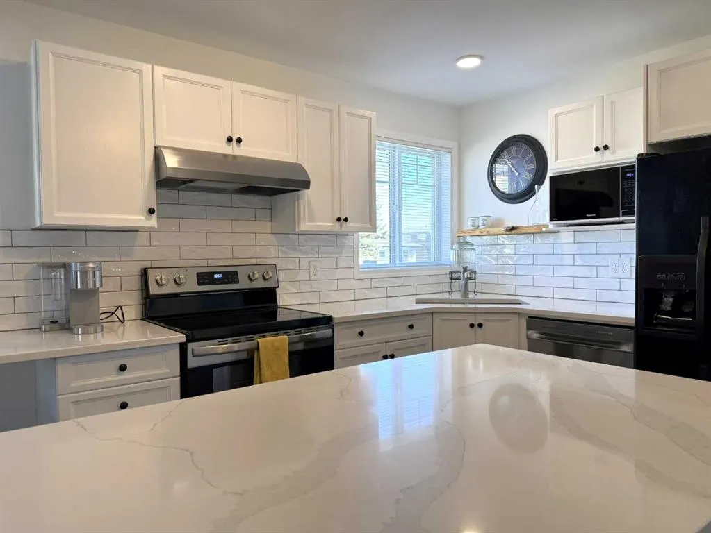 5220 50A Avenue #306