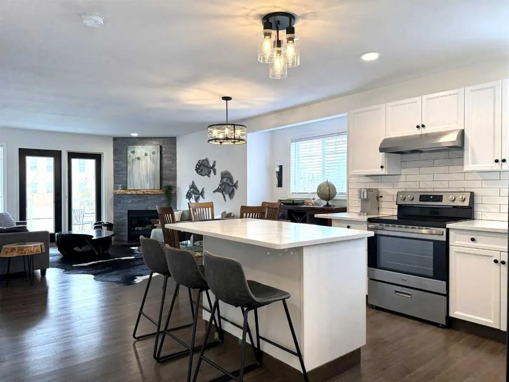5220 50A Avenue #306