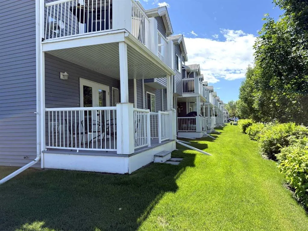 5220 50A Avenue #306