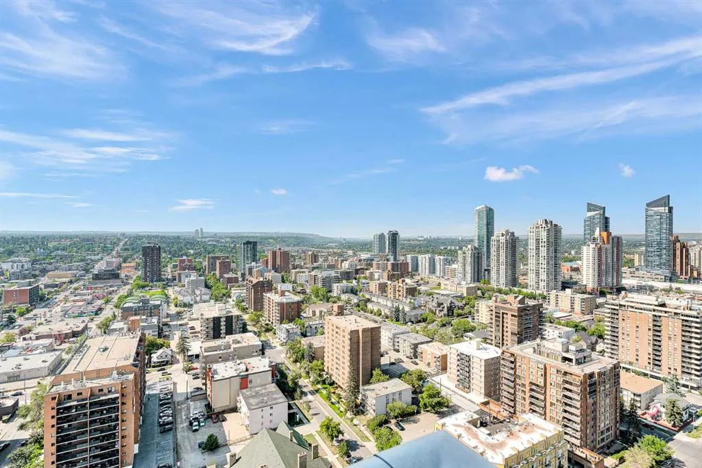 930 16 Avenue SW #2402
