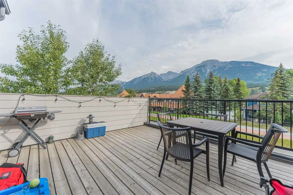 1106 Bow Valley Trail #102