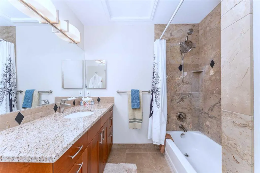 242 Benchlands Terrace #9