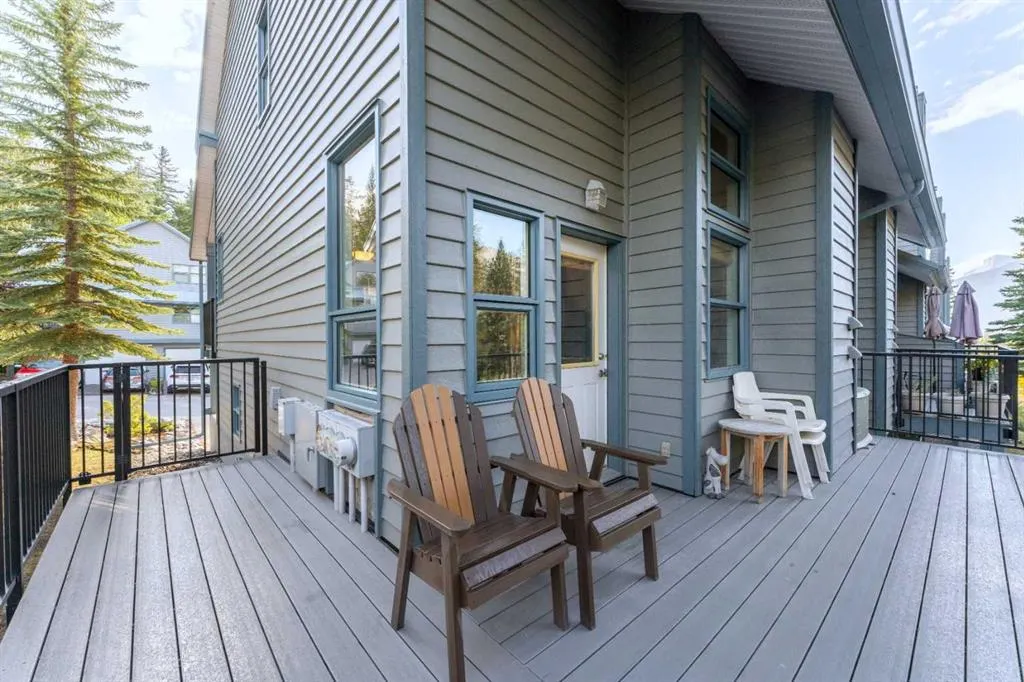 242 Benchlands Terrace #9