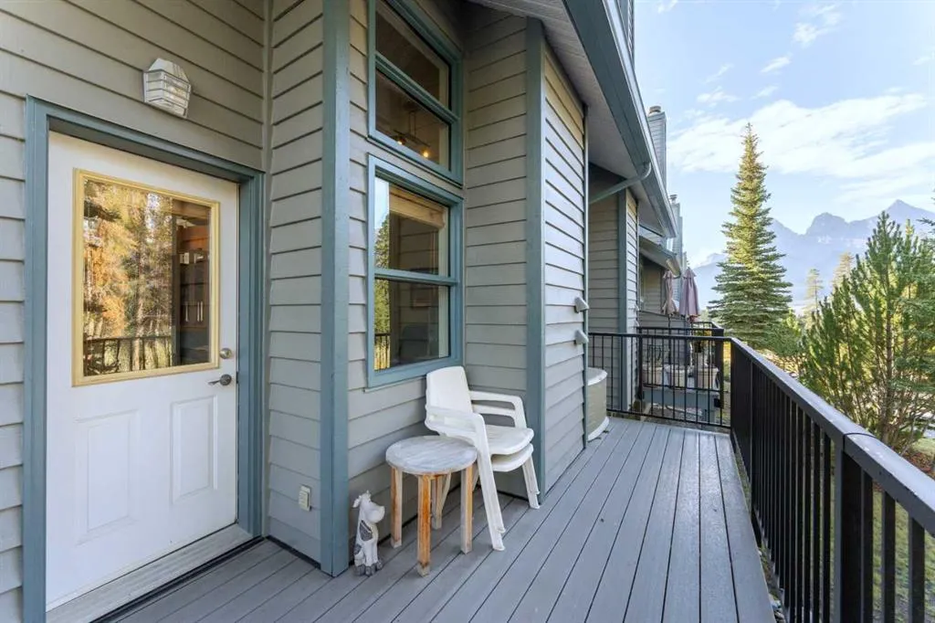 242 Benchlands Terrace #9