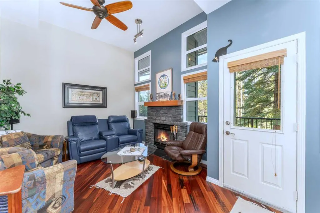 242 Benchlands Terrace #9
