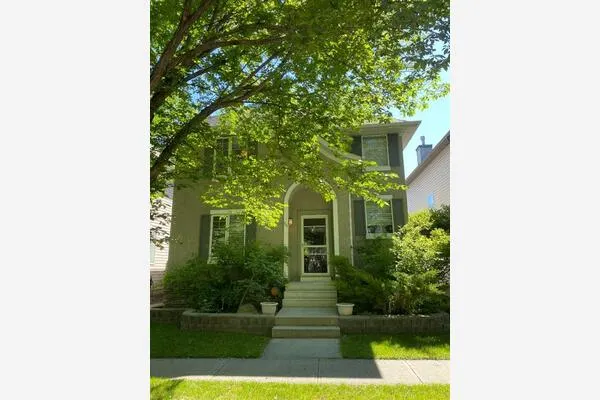10 Elgin Drive SE