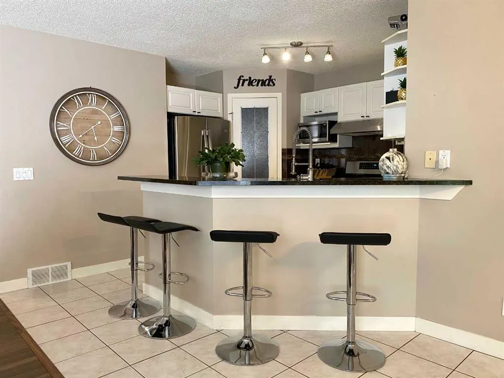 10 Elgin Drive SE