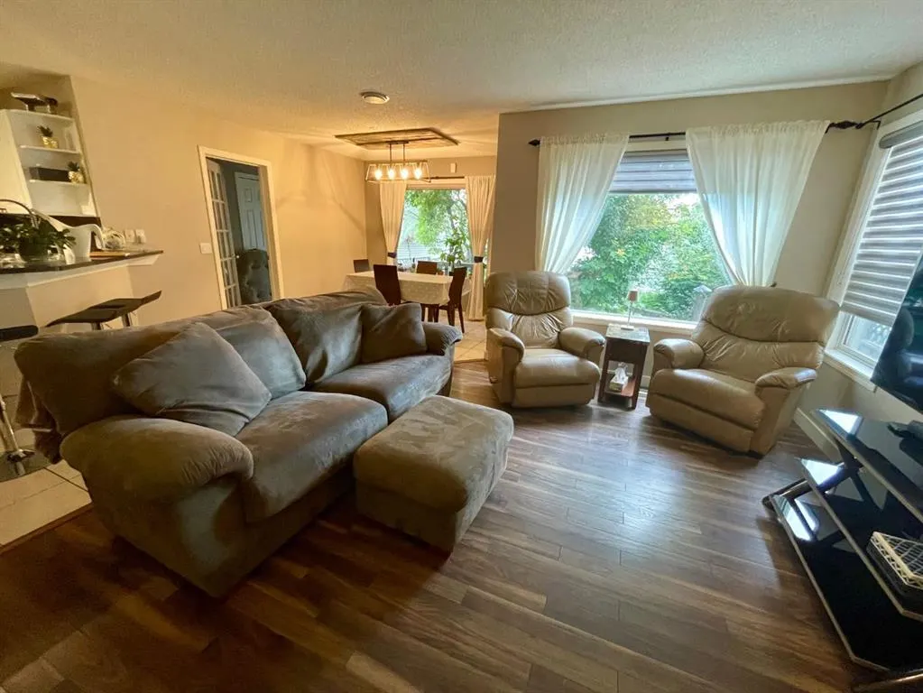 10 Elgin Drive SE