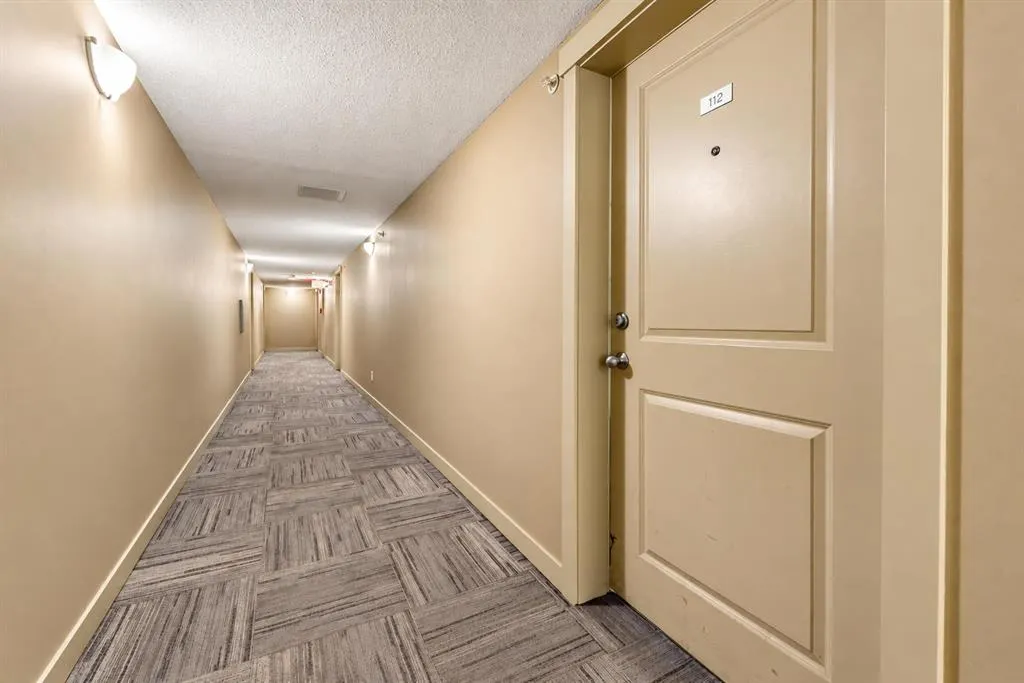 403 Mackenzie Way SW #8112