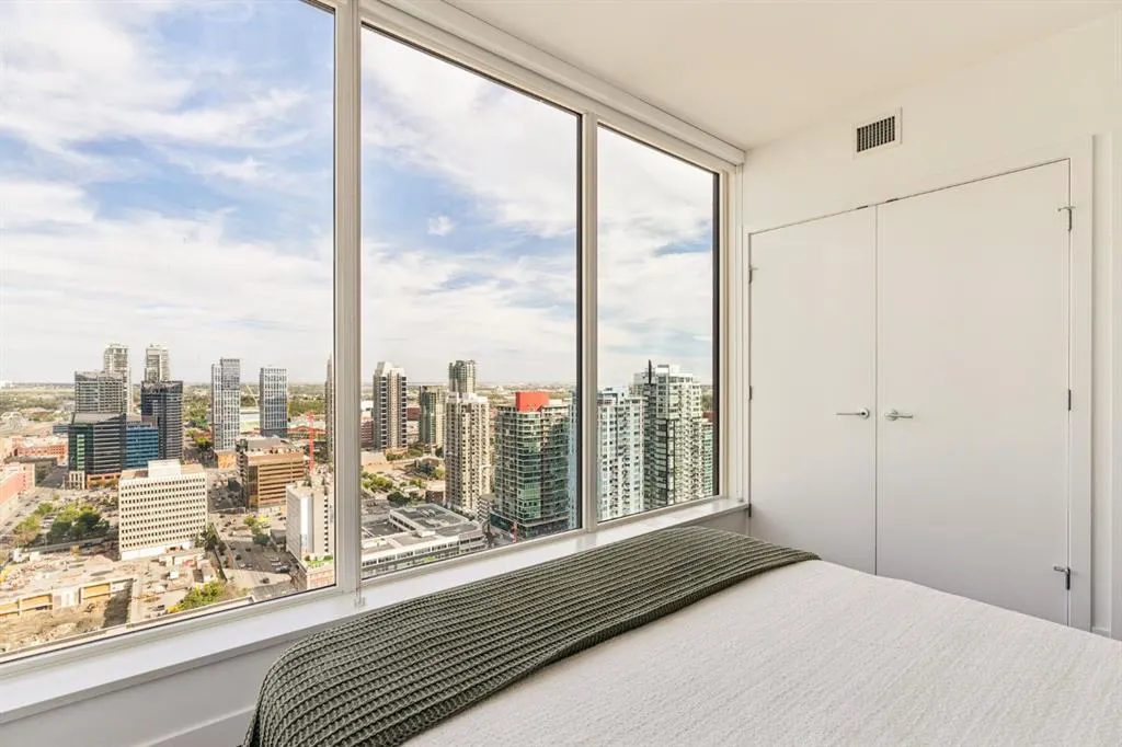 310 12 Avenue SW #3005